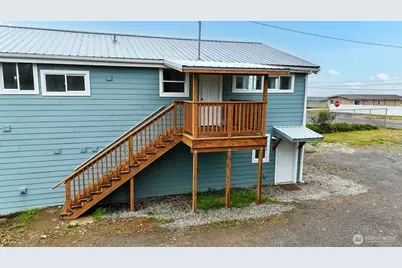42 N First Street, Pacific Beach, WA 98571 - Photo 4