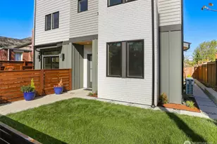8328 24th Ave NW, Seattle, WA 98117 - Photo 2