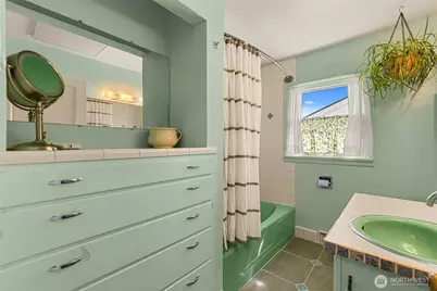 229 W Allen Avenue, Chelan, WA 98816 - Photo 18