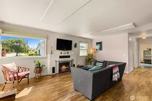 229 W Allen Ave, Chelan, WA 98816 - Photo 4