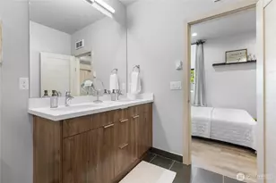 814 NW 54th St, Seattle, WA 98107 - Photo 18