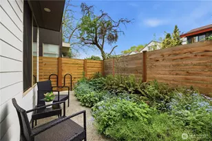 814 NW 54th St, Seattle, WA 98107 - Photo 2
