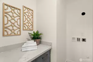 7340 B 40th Ave NE, Seattle, WA 98115 - Photo 24