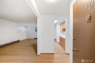 2318 Yale Ave. E., Seattle, WA 98102 - Photo 6