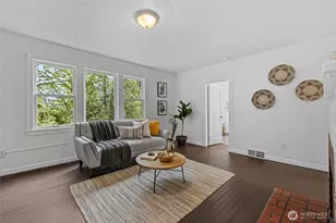 3915 S Brandon St, Seattle, WA 98118 - Photo 6