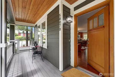 5807 55th Avenue NE #B, Seattle, WA 98105 - Photo 2