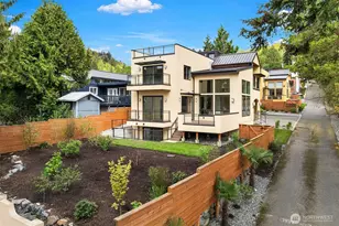 13327 Holmes Point Dr NE, Kirkland, WA 98034 - Photo 34