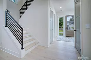12825 NE 78th Pl, Kirkland, WA 98033 - Photo 4