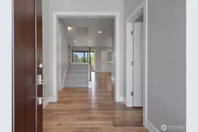 10901 71st Avenue E, Puyallup, WA 98373 - Photo 8