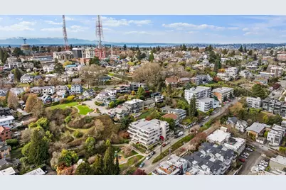 1231 5th Avenue N #302, Seattle, WA 98109 - Photo 32