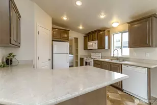 7104 141st Ave E, Sumner, WA 98390 - Photo 12