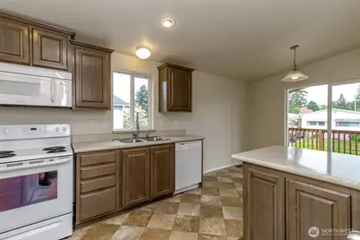 7104 141st Avenue E, Sumner, WA 98390 - Photo 16