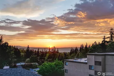 1110 5th Avenue S #402, Edmonds, WA 98020 - Photo 2