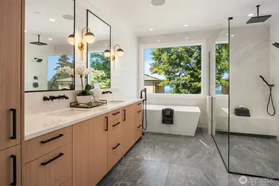 9812 NE 31st Street, Bellevue, WA 98004 - Photo 20