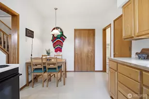 2404 G St, Bellingham, WA 98225 - Photo 16