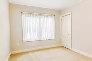 939 N 83rd St, Seattle, WA 98103 - Photo 10