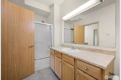 504 Darby Dr #203, Bellingham, WA 98226 - Photo 16