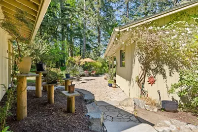 2511 Crestline Drive NW, Olympia, WA 98502 - Photo 2