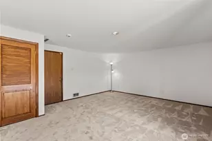 518 Hubbard Rd, Lynnwood, WA 98036 - Photo 14