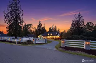 12811 Kapowsin Highlands Dr E, Graham, WA 98338 - Photo 1