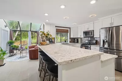 25114 Lake Wilderness Country Club Drive SE, Maple Valley, WA 98038 - Photo 16