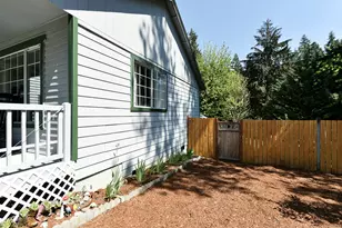 20911 111th St Ct E, Bonney Lake, WA 98391 - Photo 4