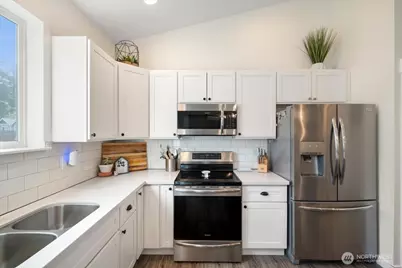 171 9th St NW, Carbonado, WA 98323 - Photo 12