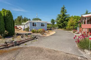 921 S 3rd Ave, Sequim, WA 98382 - Photo 2