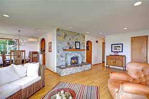 386 Shore Dr, Camano Island, WA 98282 - Photo 12