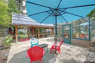 386 Shore Dr, Camano Island, WA 98282 - Photo 34