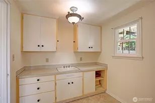 386 Shore Dr, Camano Island, WA 98282 - Photo 20