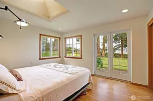 386 Shore Dr, Camano Island, WA 98282 - Photo 14