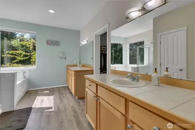 5702 Hazel Loop SE, Auburn, WA 98092 - Photo 24