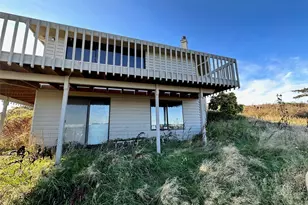 740 Dunbar St, Coupeville, WA 98239 - Photo 4