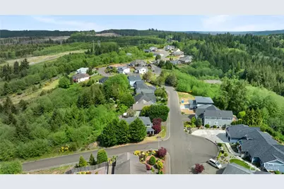 1405 Grays Pointe Lane, Aberdeen, WA 98520 - Photo 32