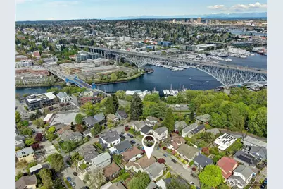 2719 Nob Hill Avenue N, Seattle, WA 98109 - Photo 24