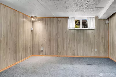 2719 Nob Hill Avenue N, Seattle, WA 98109 - Photo 16
