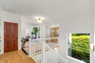 801 W Barrett Street, Seattle, WA 98119 - Photo 16