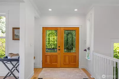 801 W Barrett Street, Seattle, WA 98119 - Photo 4