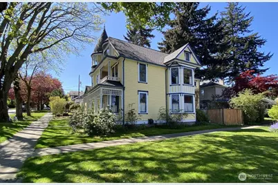 2824 N Lawrence Street, Tacoma, WA 98407 - Photo 2