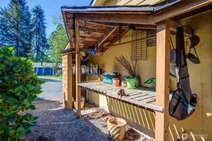 26708 NE Cherry St, Duvall, WA 98019 - Photo 32