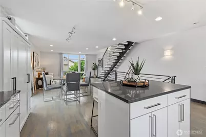 4419 B Corliss Avenue N, Seattle, WA 98103 - Photo 20