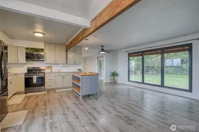 425 Beacon Hill Road, Hoquiam, WA 98550 - Photo 10