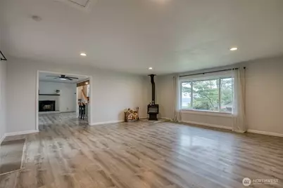 425 Beacon Hill Road, Hoquiam, WA 98550 - Photo 16
