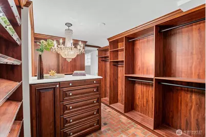 4565 E Laurel Drive NE, Seattle, WA 98105 - Photo 26