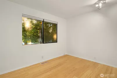 19011 27th Drive SE, Bothell, WA 98012 - Photo 16