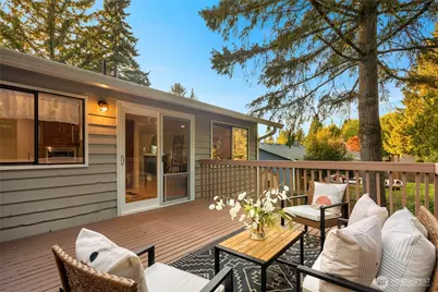 19011 27th Drive SE, Bothell, WA 98012 - Photo 32