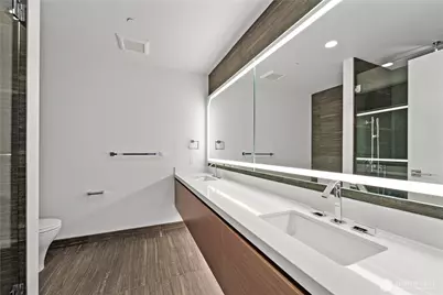 188 Bellevue Way NE #1602, Bellevue, WA 98004 - Photo 10