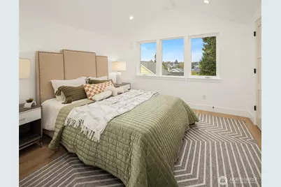 539 N 70th Street, Seattle, WA 98103 - Photo 18