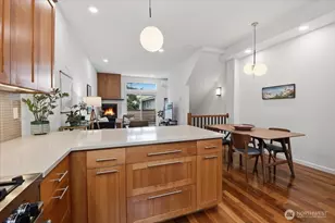 4418 Meridian Ave N, Seattle, WA 98103 - Photo 4